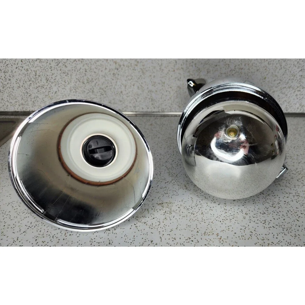 PAMPERED CHEF 42 Oz Chrome Finish Carafe Thermal Glass Liner Hot or Cold